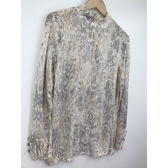 Chico's Mock Neck Zip Back Snake Print Knit Sweater Top Size 2 (12) - Picture 2 of 7